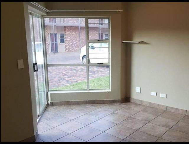 1 BEDROOM APARTMENT FOR SALE IN DASSIE RAND
